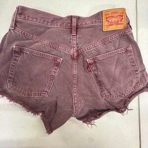 Women’s 501 short Levi shorts - size 26
